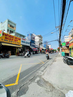 Bán nhà mặt tiền Bình Trưng Đông, DT 186m2, ngang 8.79m, đường 30m, sổ chính chủ, tiện xây tòa nhà